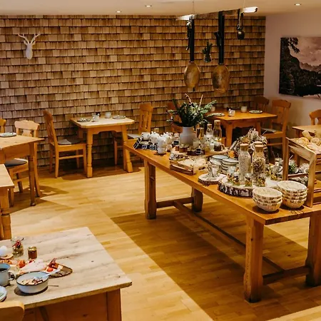 Bed and breakfast Gaestehaus Alpenhorst