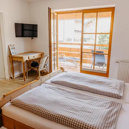 Bed and breakfast Gaestehaus Alpenhorst