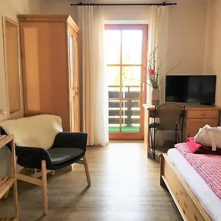 Couette-café Gaestehaus Alpenhorst